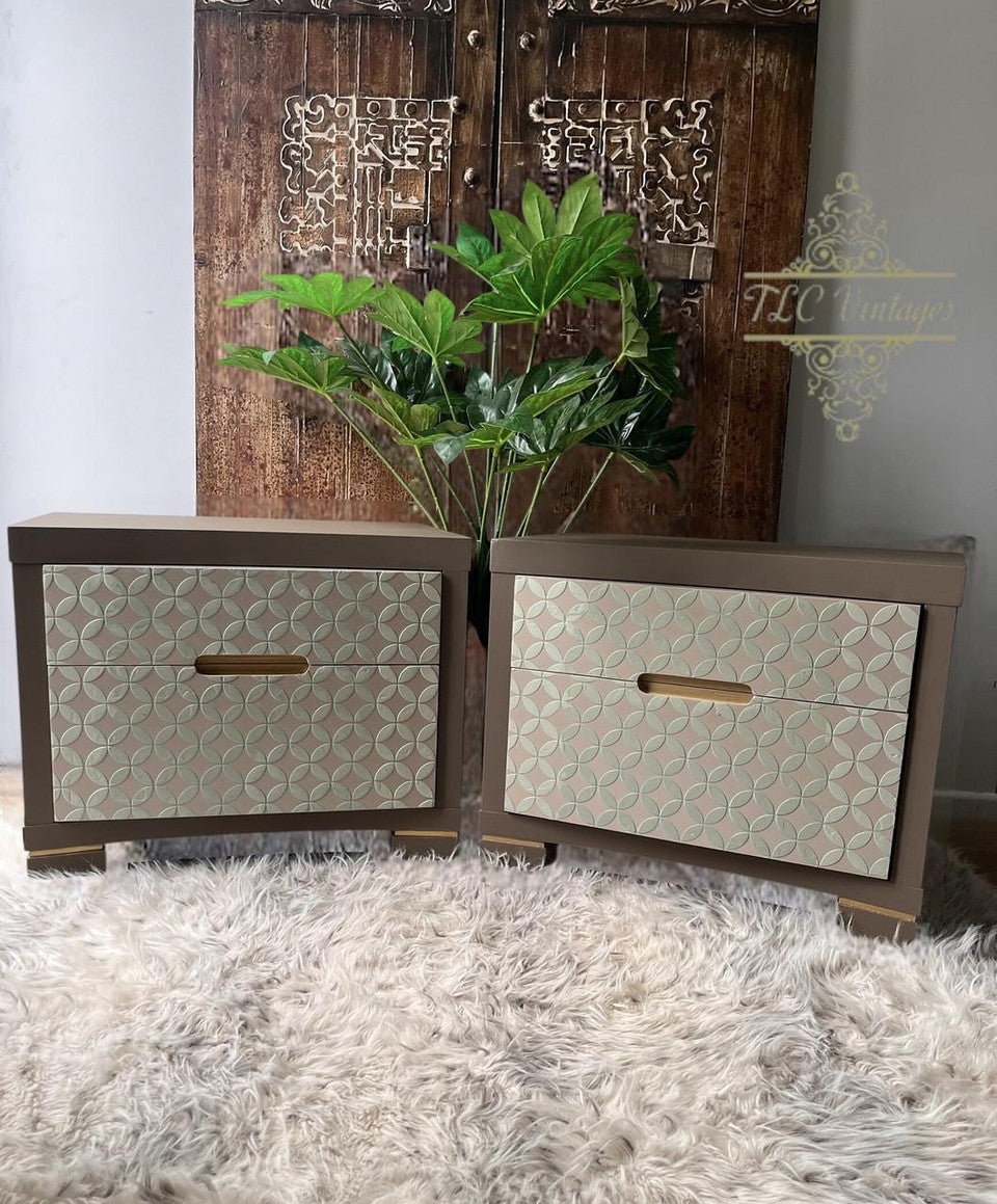 French Villa Silk All-In-One Mineral Paint - Dixie Belle - Baillea's Interiors
