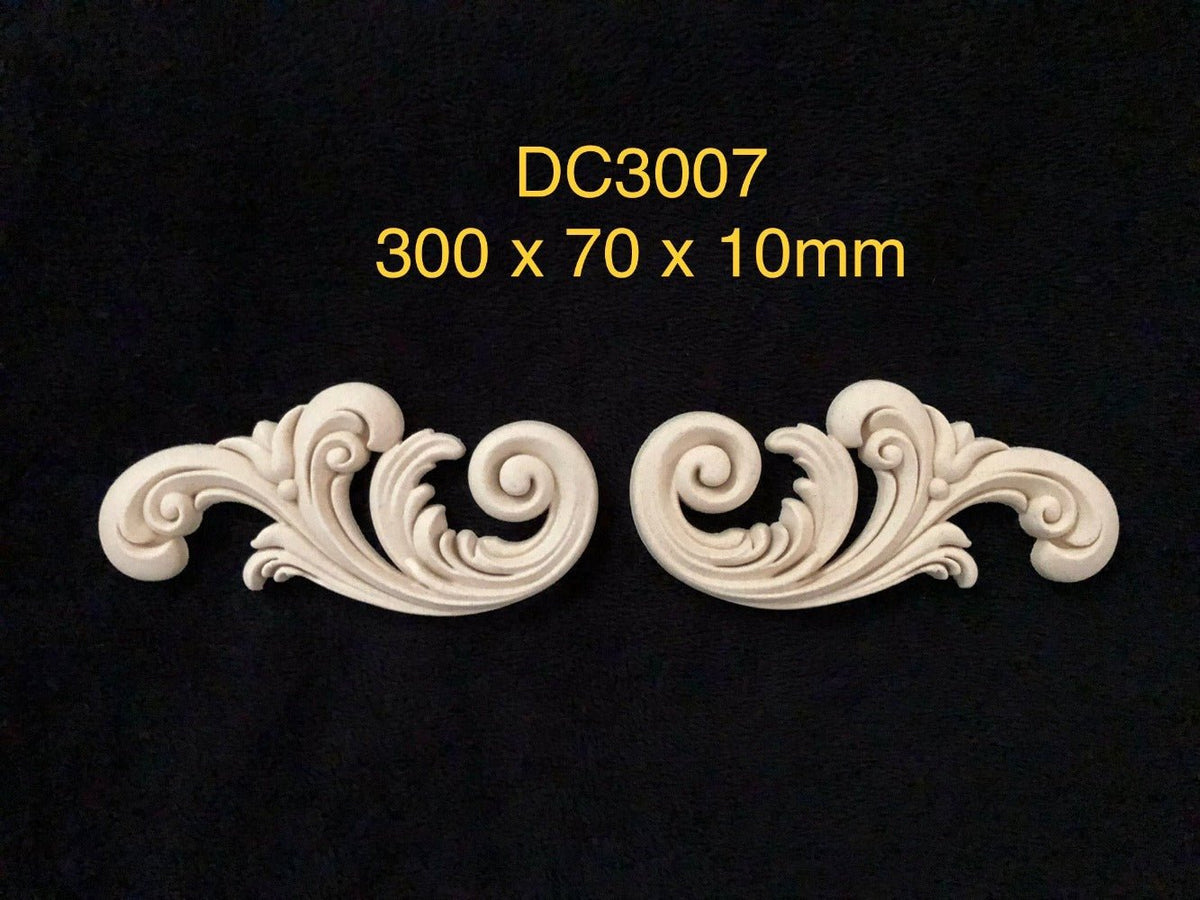 Heat Bendable Wood Pair of Corner Scrolls From Decocurve - DC3007 - Moulding - Baillea's Interiors -