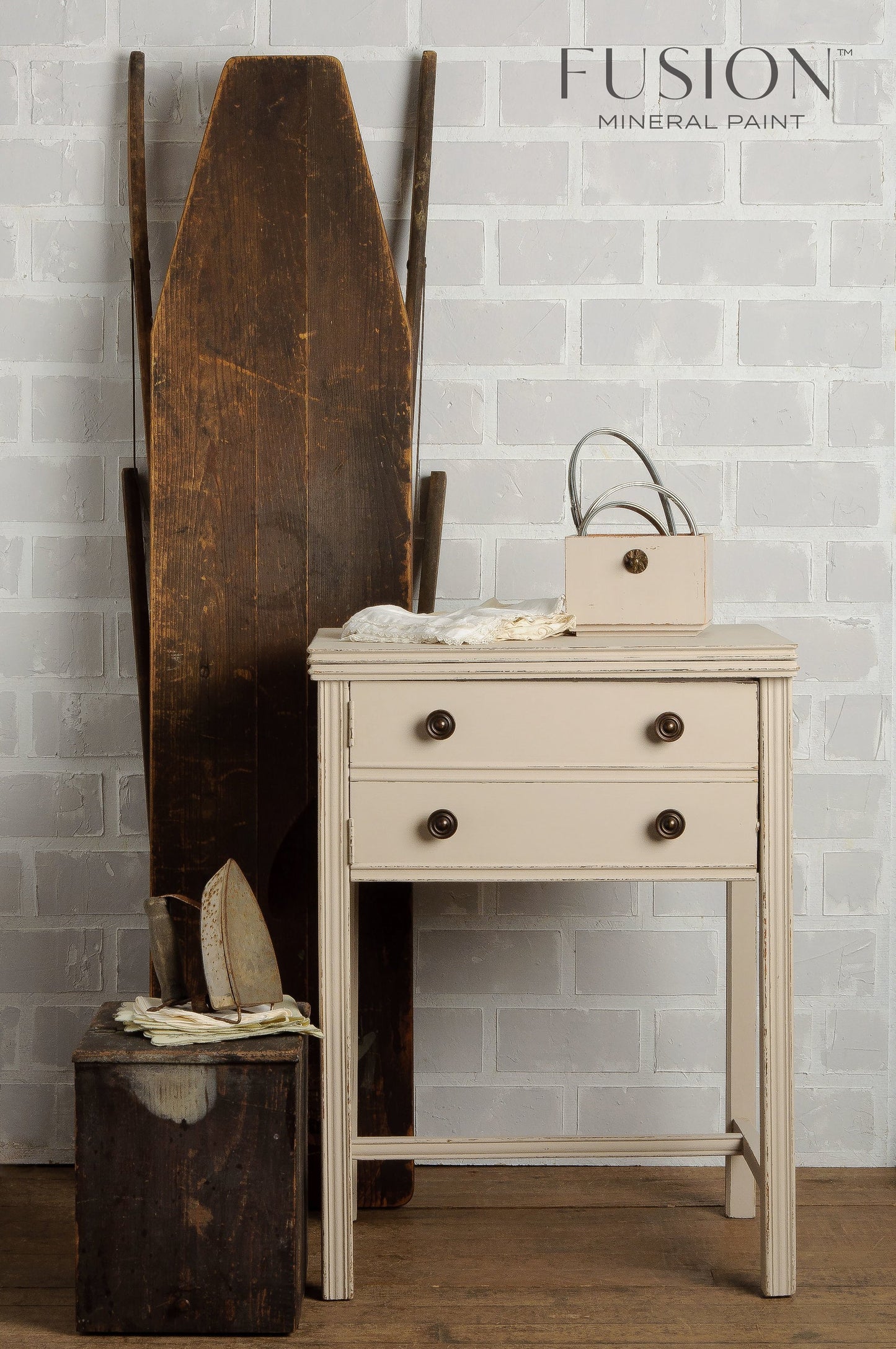 CATHEDRAL TAUPE - Fusion Mineral Paint - 37ml, 500ml