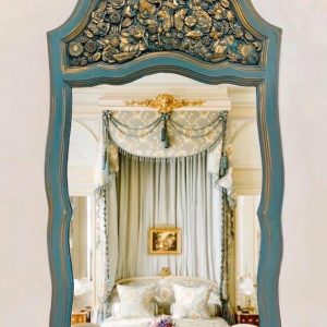 BUTTERFLY IN FLIGHT- Decor Mould Re-Design with Prima 8" x 5"