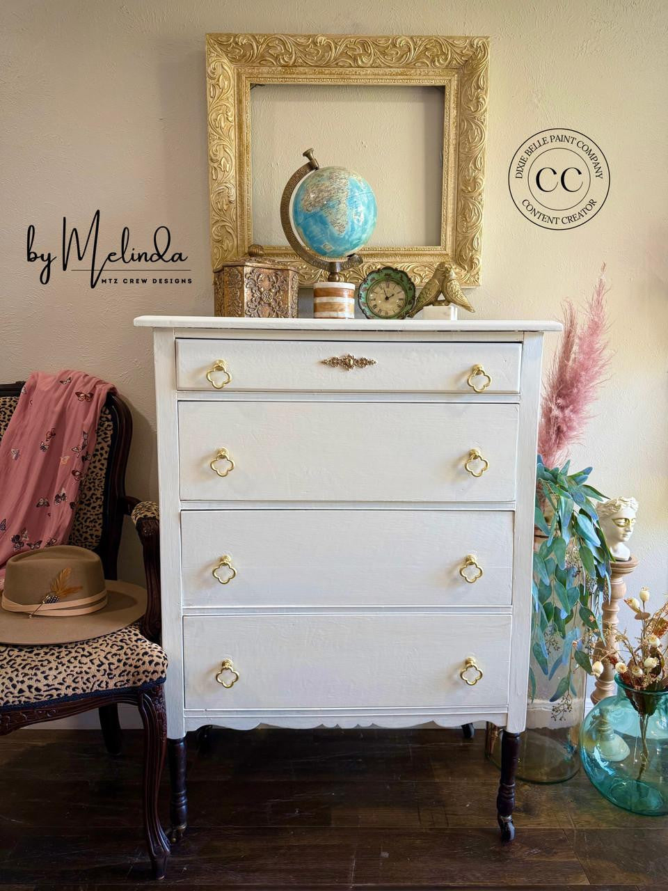 Timeless and soft, Elderflower is a warm, creamy white that brings subtle elegance to any space. 