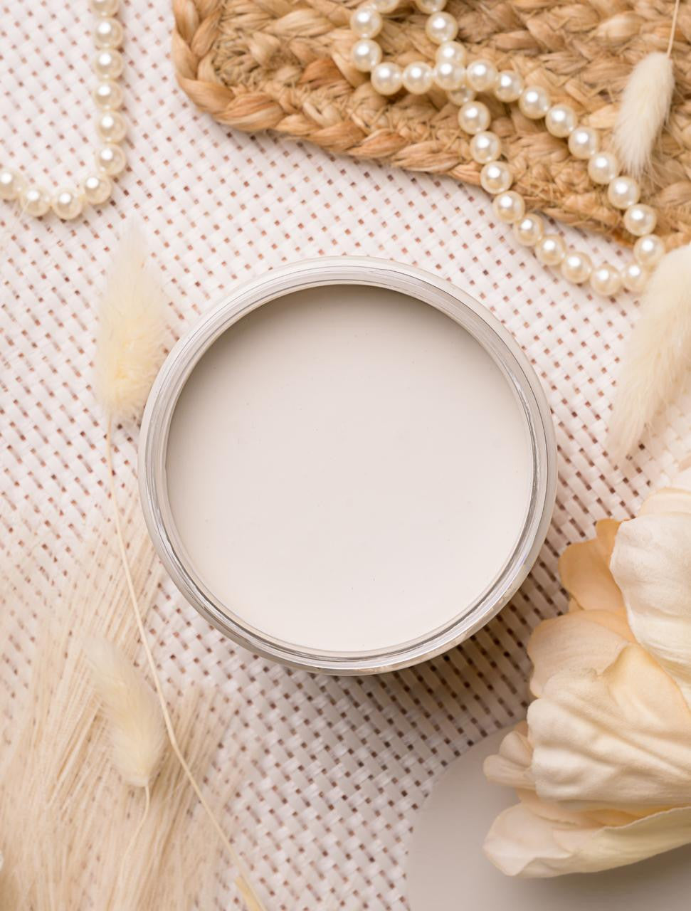 GARDENIA- Dixie Belle -  Warm White Chalk Mineral Paint - 118ml/4oz - 236ml/8oz - 473ml/16oz - 96ml/32oz