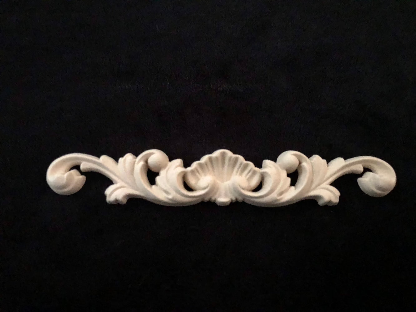 Heat Bendable Wood Applique Pediment From Decocurve - DC2502 - Moulding - Baillea's Interiors -
