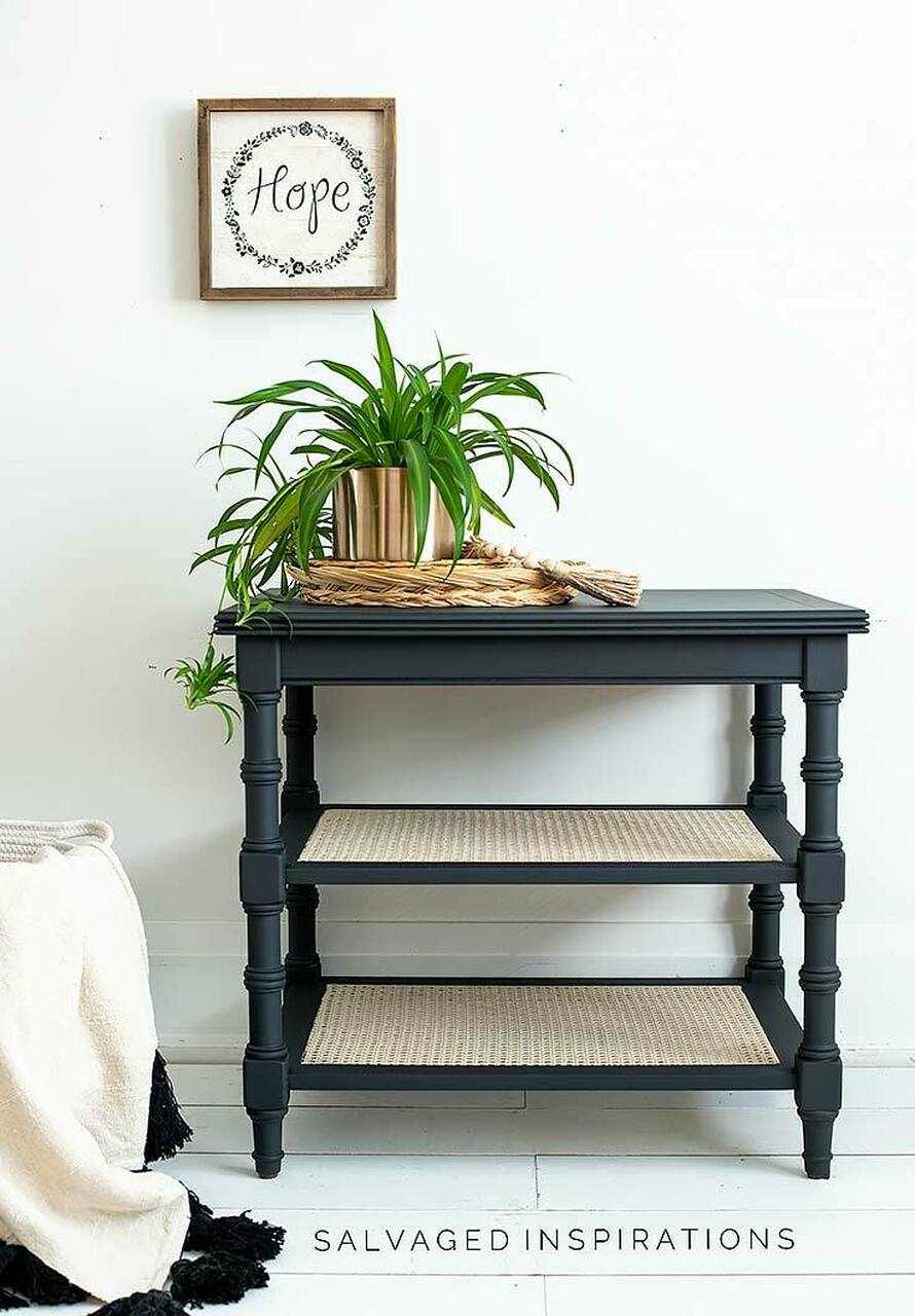 BLACK SANDS Silk All-In-One Mineral Paint - 118ml - 473ml - 946ml Dixie Belle Paint - Paint - All In One - Baillea's Interiors -